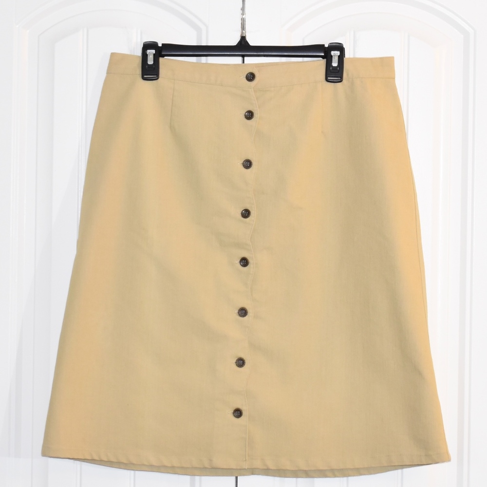 Gaviota Scalloped Center Button Down Skirt Size 12